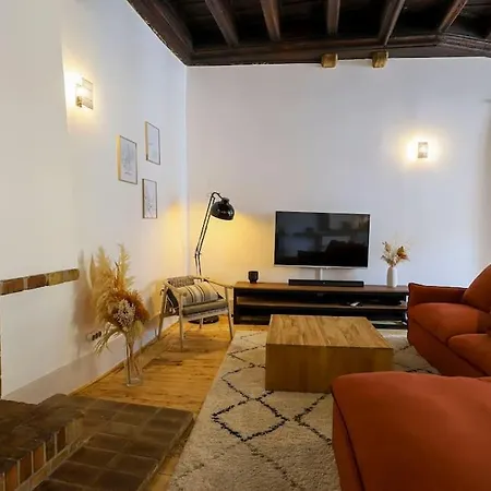 Le Thiou 3 Etoiles - Charmant & Authentique, Au Coeur De La Vieille Ville, Billard, 6 Personnes Annecy Exterior photo