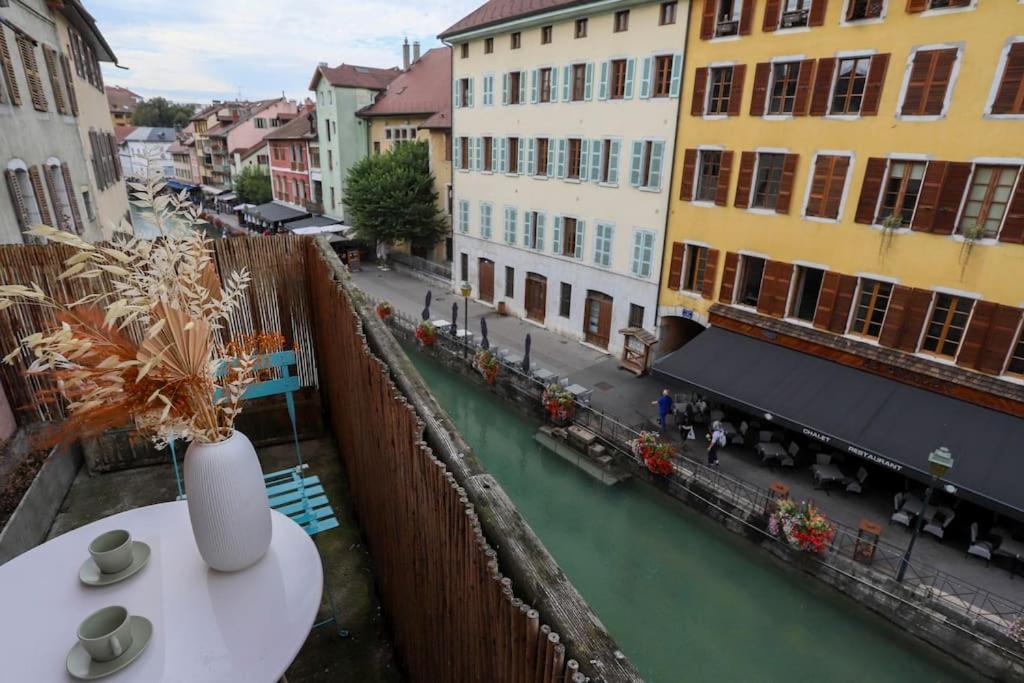 Le Thiou 3 Etoiles - & Authentique, Au Coeur De La Vieille Ville, Billard, 6 Personnes * Annecy